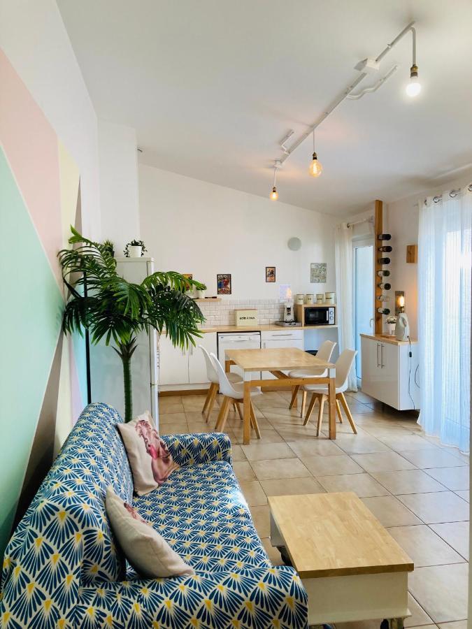 Gite Blanco Y Madera Narbonne Exterior photo